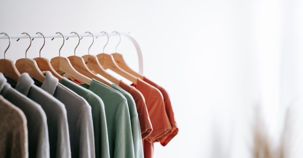 Apof T-shirt – Den Perfekte Balance Mellem Stil og Komfort