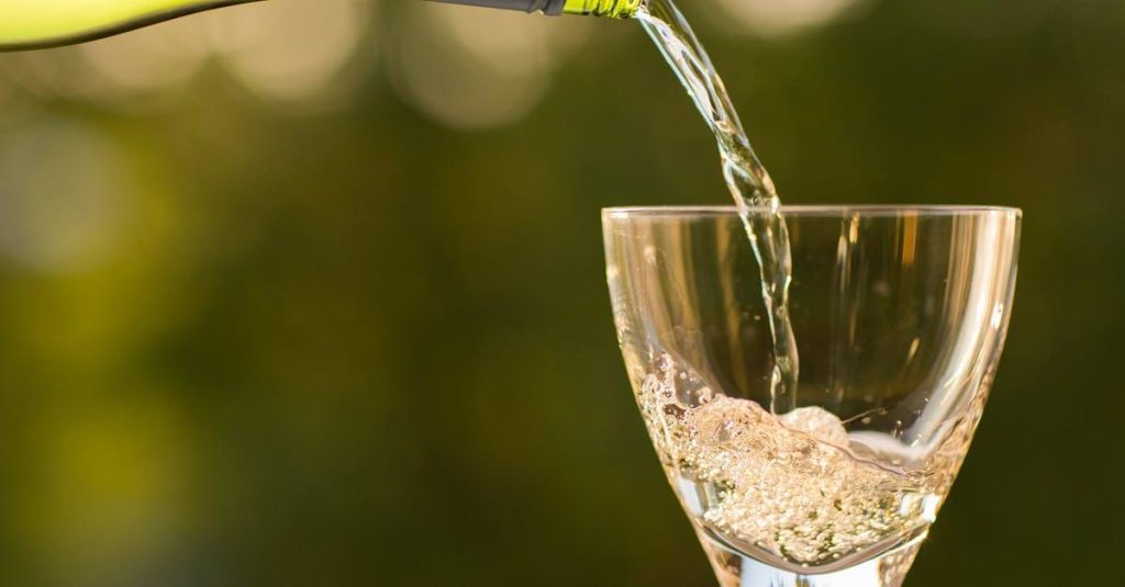 Vin fra Frankrig: En dybdegående guide til franske vine